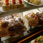 エスト・ローヤル 南京町本店 - 