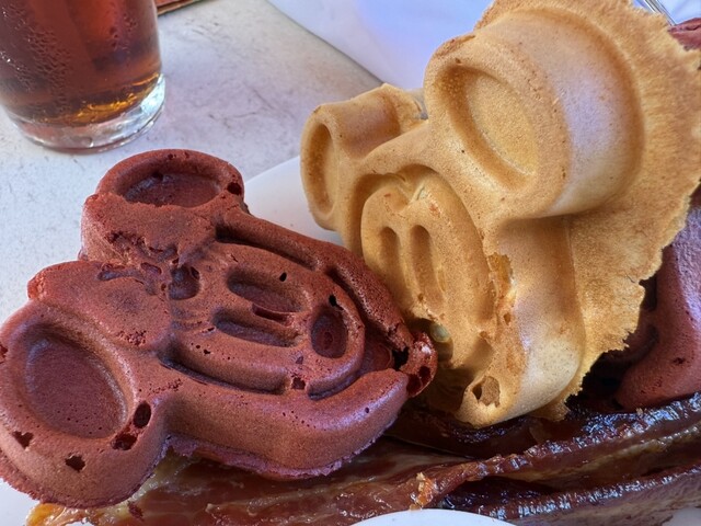 Makahiki （マカヒキ） - コオリナ/ハワイ料理 | 食べログ