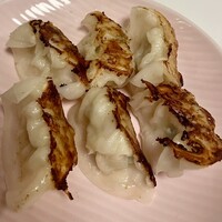 水たき料亭 博多華味鳥 ヒルトンプラザウエスト店 - 華味鳥 水餃子（1個 18g）