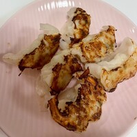 水たき料亭 博多華味鳥 ヒルトンプラザウエスト店 - 華味鳥 水餃子（1個 18g）
