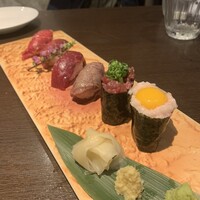 馬桜 下通り店 - 特選馬にぎり（6種盛り）