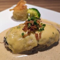 旬菜ステーキ処 らいむらいと - らいむらいと風チーズハンバーグステーキ