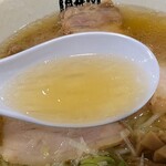 食堂 はせ川 - 丸鶏ベースの絶品スープ