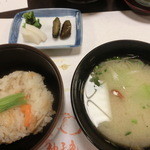柚子庵 - 牛蒡の炊込みご飯、味噌汁、香の物