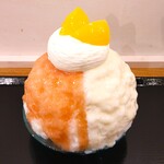 京氷ゆきみ庵 - 桃シロップは、桃の果実感、旨みが感じられ、杏仁シロップは、杏仁の香り、ほどよい甘さが感じられ、氷やクリームと絡めて食べると、めちゃめちゃ美味しかった～!!( ^o^)ﾉ