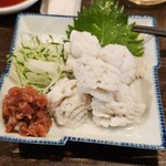 金町製麺 - ハモの湯引き