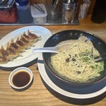 博多ラーメン清水屋 - 