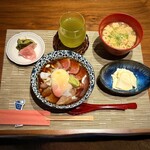 由布院 その田 - 黒毛和牛のどんぶり。最高です！
