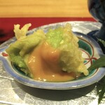 おおたに - 八寸：枝豆の東寺揚げ、雲丹のソース。。