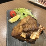 酒と鮪の旨い店 酒交場モヒ - マグロのカマ焼き