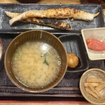 越後屋金四郎 - サーモンハラス定食とタラコ