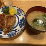 のみくいところ 尚 - 締めの焼きおにぎり。ちょっとずついろいろ食べたい要望を汲んでくださいました。お味噌汁もおいしい