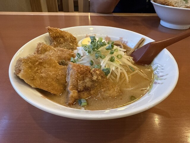 豚太郎 南国バイパス店 - 住吉通/ラーメン | 食べログ