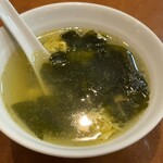 海鮮広東料理　中華料理　昌園 - 酢豚定食の中華スープ