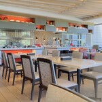 ブラッセリー 「フローラ」 ヒルトン小田原リゾート＆スパ - たまたま誰もいない瞬間！ 本当はたくさん人がいます。笑