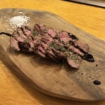 大衆ビストロ D×D - 牛フィレ肉のロースト バルサミコソース(100g)
