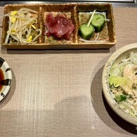 肉匠 コギヤ 宴庭  - たれ、前菜、サラダ