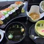 げんき亭 - すし定食 850円
 (昼限定)