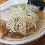 中華そば 朔望 - 鯖節の香り高くすっきりとしたスープ