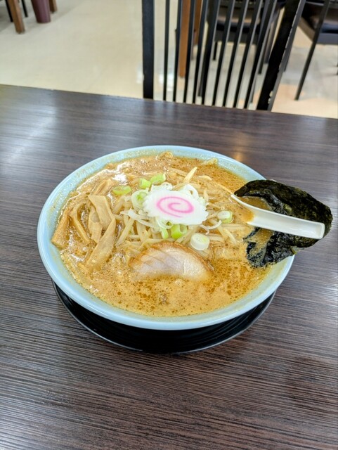 Ramen Sanpachi Heiwadori Ten photo 3
