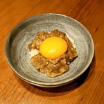 焼肉ホルモンうしごろ - とろけるロース