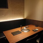 焼肉ホルモンうしごろ - 内装