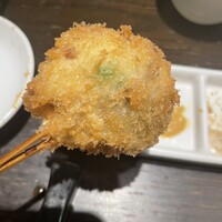 串カツとワイン 揚八 東急プラザ銀座店 - 茄子とインゲン和牛巻き¥380