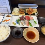 かね田食堂 - 