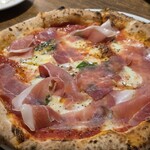 ピッツェリア イル トレコルデ - マルゲリータ+プロシュート