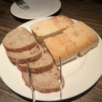 grigio la tavola - 