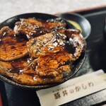豚丼のかしわ - 