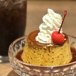 喫茶と洋食 トリコ - ・濃い味プリン 830円/税込
・ドリンクセット アイス珈琲 +420円/税込