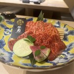 牛刺しと焼肉 仔虎 - 