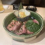 牛刺しと焼肉 仔虎 - 