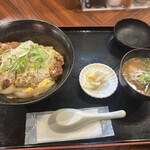 大衆酒場 串かっちゃん - カツ丼