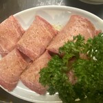 ヤキニク キナシ - 