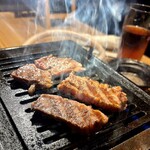 肉ホルモン処 萬 - 