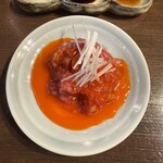 京洛焼肉 ぽめ - ユッケ