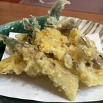 神通町　田村 - 黄金タモギ茸と露地舞茸の２種天ぷら