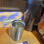 純米濃厚味噌ラーメン つむぎ - この【コップ】が、凄い(中空構造)！