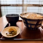 満月 - 料理写真:かつ丼