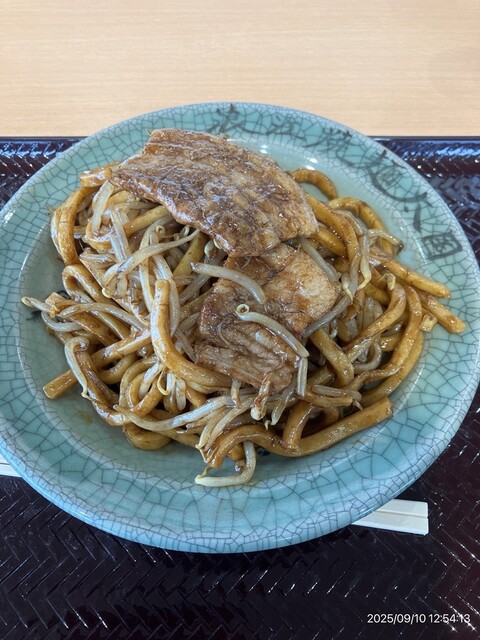 福島・双葉町の名店 せんだん亭 &ndash; 焼きそばが自慢のカジュアル食堂