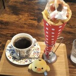 喫茶 あじさい - マスカルポーネとハチミツといちじくのクレープ   キイロイトリ