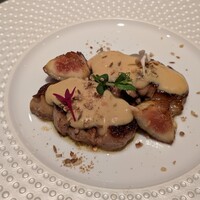 嘉門 - フォアグラのソテー　豆乳担々ソースとイチジクと共に