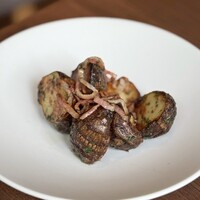 太田ベーコンと里芋のコンフィ