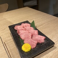 黒毛和牛ヘレ肉専門店 炭火焼肉 りきちゃん 北浜店 - 