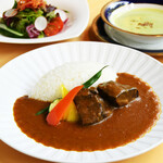 万平ホテル メインダイニングルーム - 