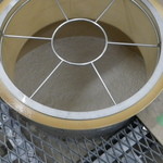 酒盃 - おまけ。「雪の美人」のサーマルタンクを覗き込む。