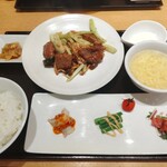 みこころ 無添加チャイナ935 - 千葉牛と野菜の黒胡椒　香り炒め　1500円