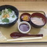 岬 丘の上食堂 - 